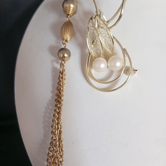 Antique Gold and Green Necklace Set